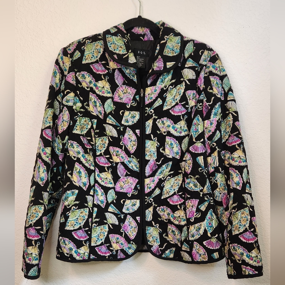 RQT‎ Light Weight Zip-Up Quilted Jacket with Fan Design, Size L